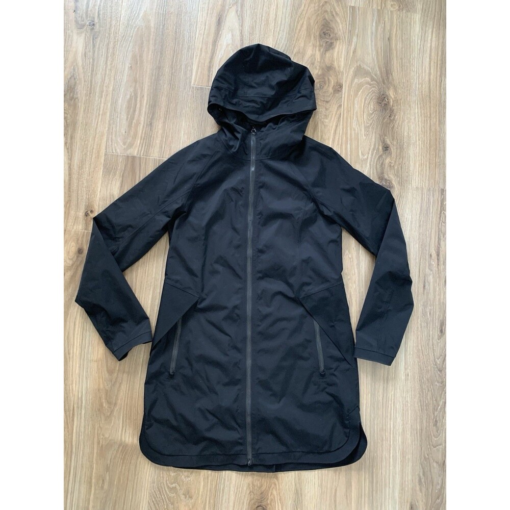 Lululemon Glyde Along Softshell  Black Hooded Rain Jacket Full Zip 8 Women’s